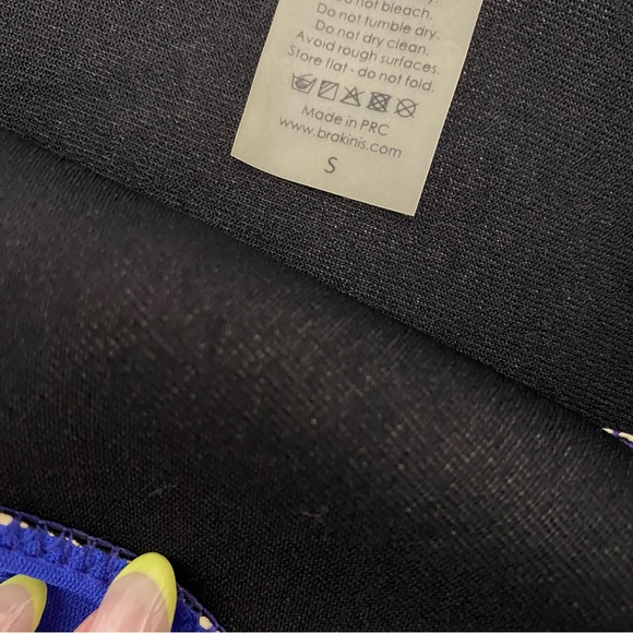 Triangl Style Neoprene Bikini - Size S/M - Picture 3 of 5